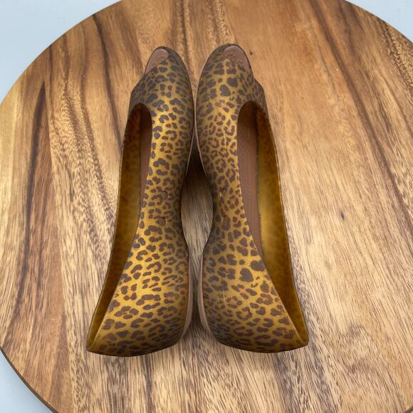 Crocs Carlie Ballet Falts Womens Size 6 Leopard Print Ladies Peep Toe Sandals - Picture 6 of 8